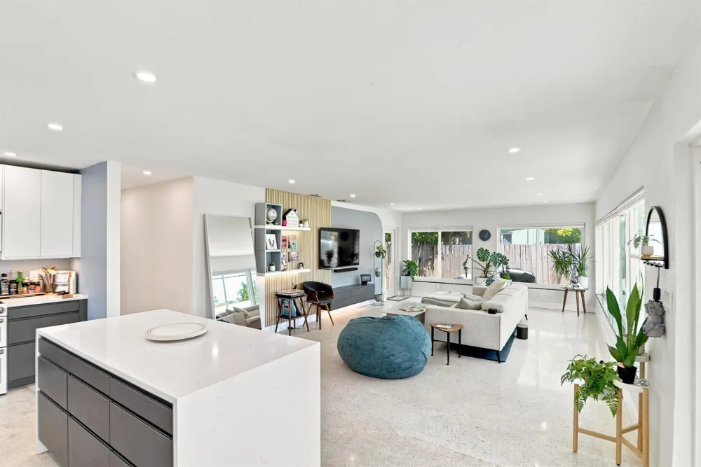 35 NE 29th Street Wilton Manors, FL 33334