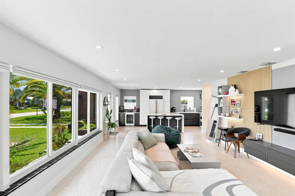 35 NE 29th Street Wilton Manors, FL 33334