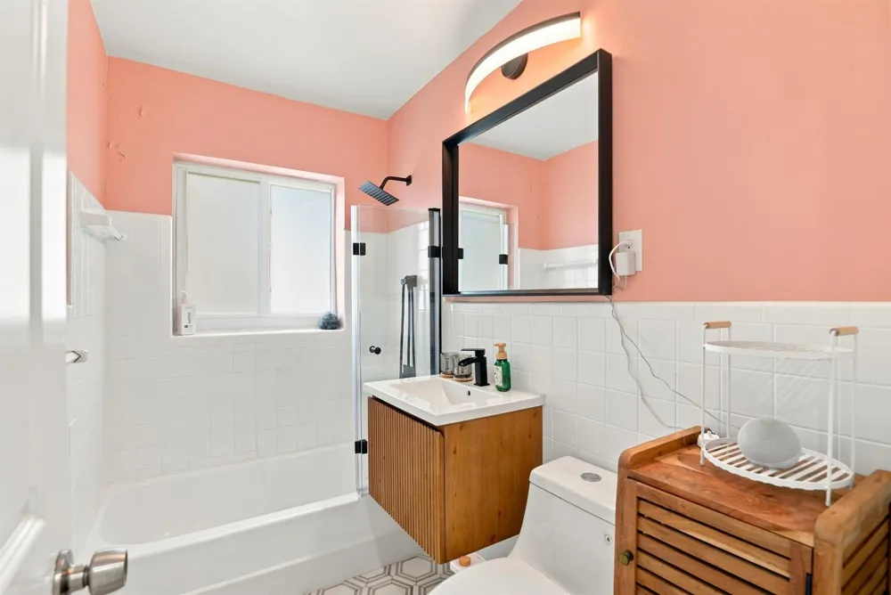 35 NE 29th Street Wilton Manors, FL 33334