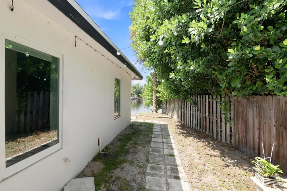 35 NE 29th Street Wilton Manors, FL 33334