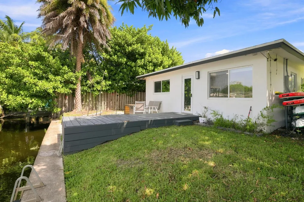35 NE 29th Street Wilton Manors, FL 33334
