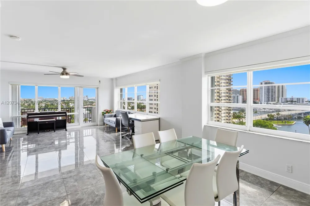 340 Sunset Dr #1210 Fort Lauderdale, FL 33301