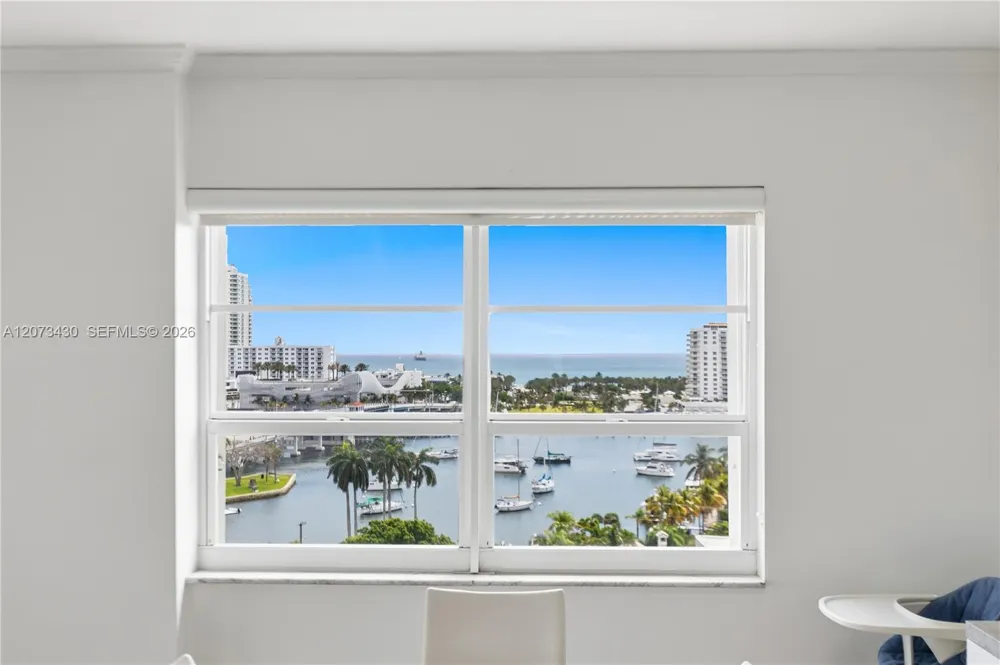 340 Sunset Dr #1210 Fort Lauderdale, FL 33301