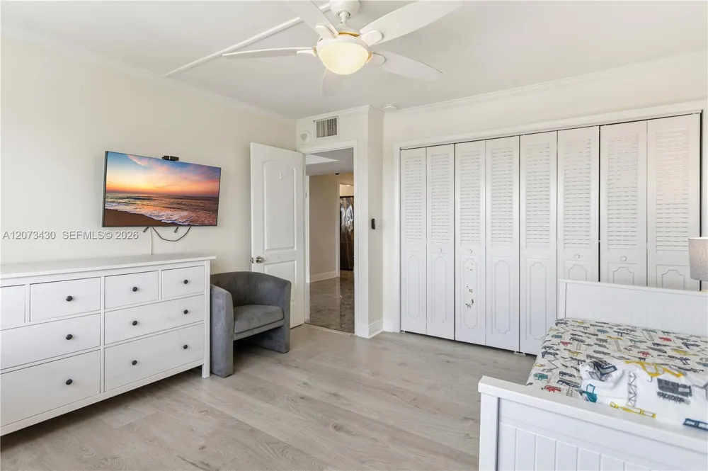 340 Sunset Dr #1210 Fort Lauderdale, FL 33301