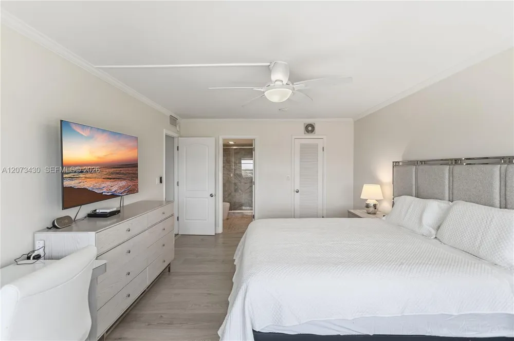 340 Sunset Dr #1210 Fort Lauderdale, FL 33301