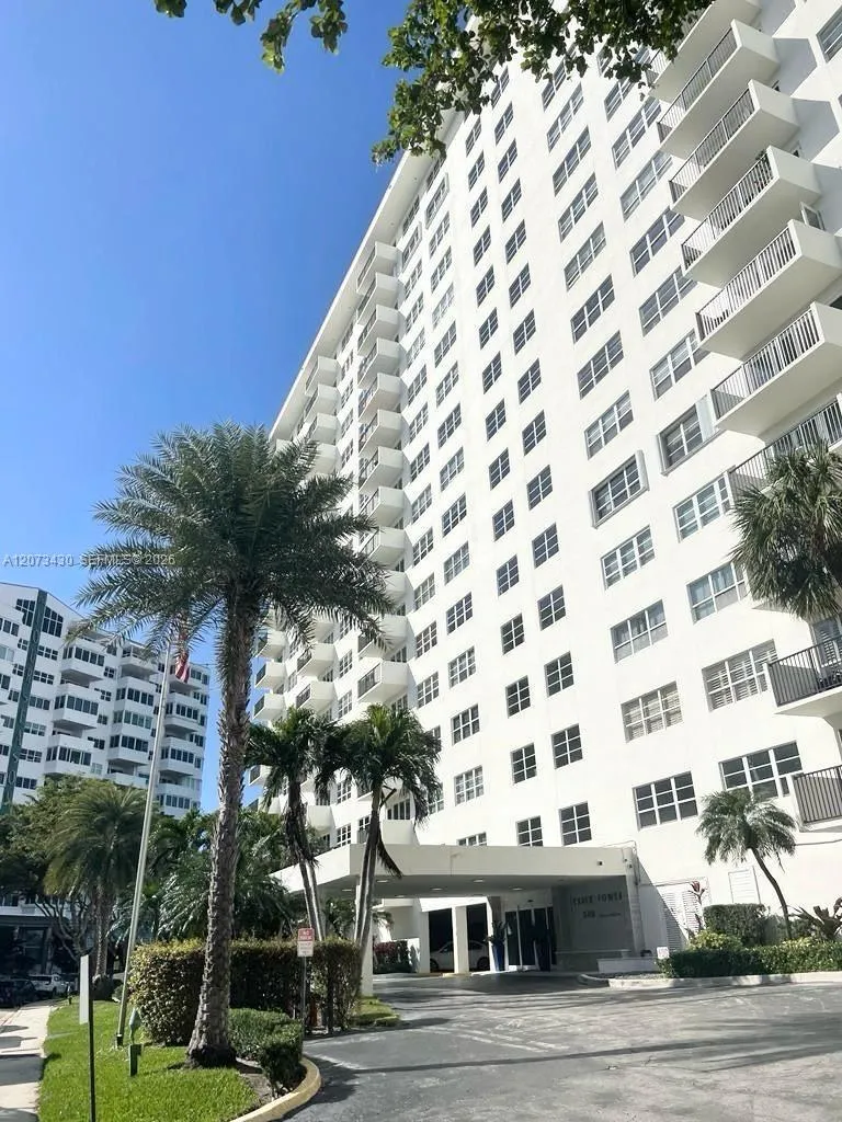 340 Sunset Dr #1210 Fort Lauderdale, FL 33301