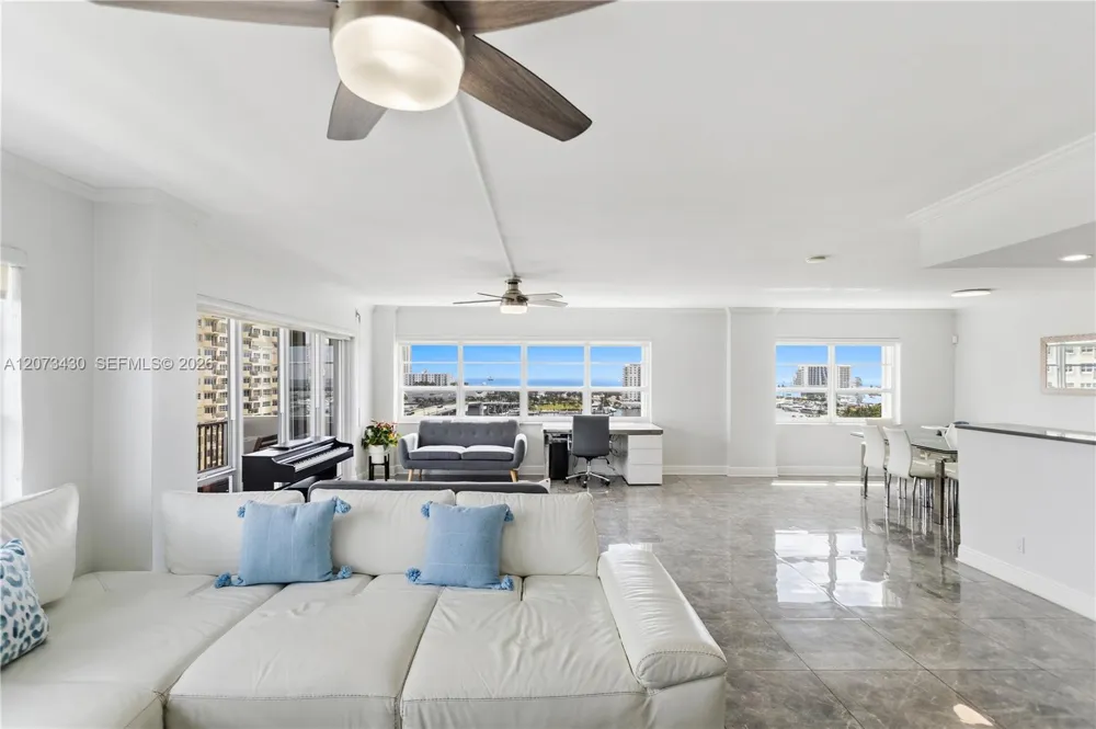 340 Sunset Dr #1210 Fort Lauderdale, FL 33301