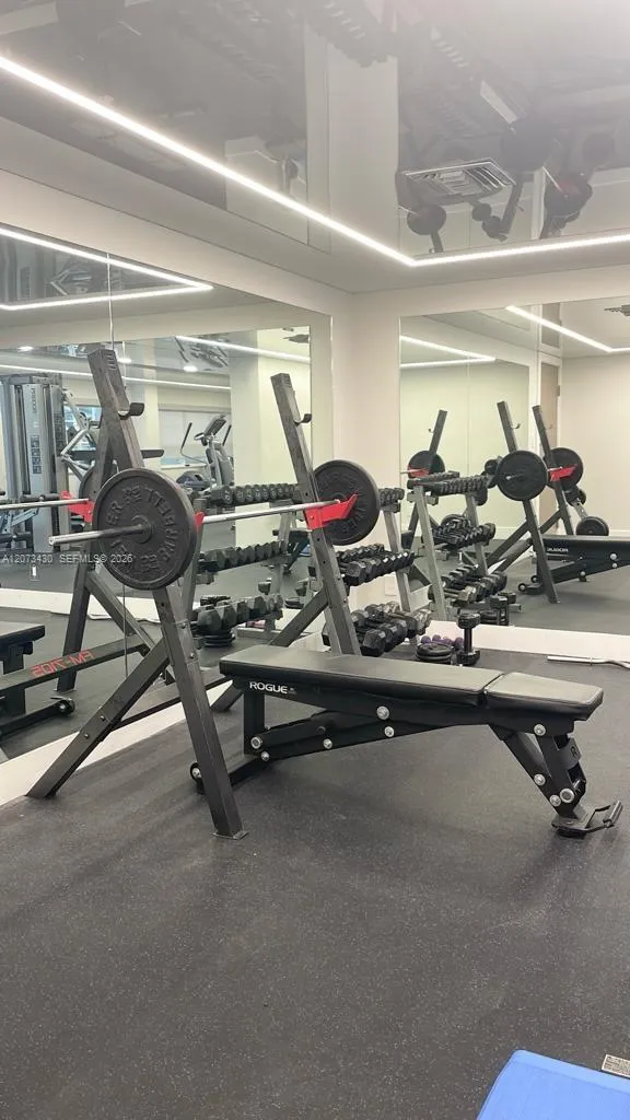 340 Sunset Dr #1210 Fort Lauderdale, FL 33301