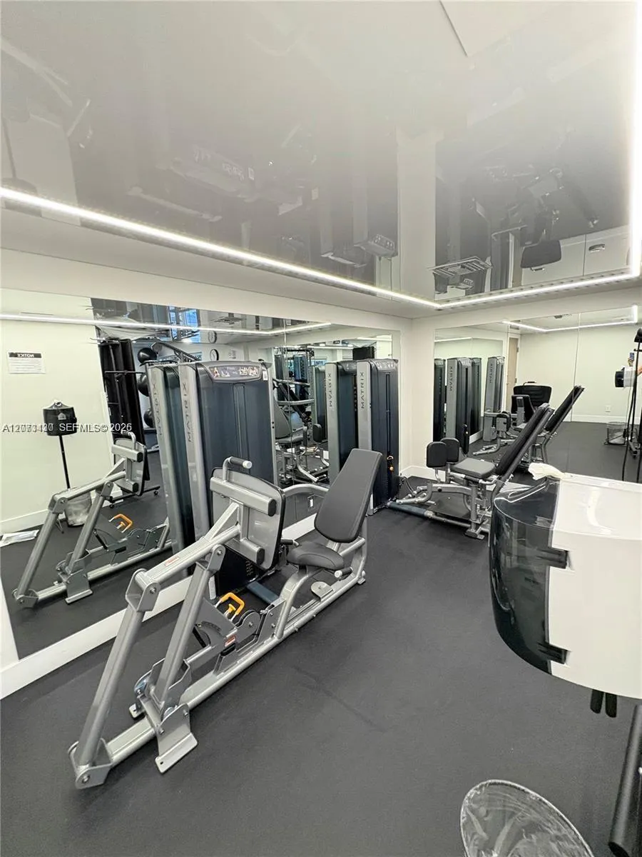 340 Sunset Dr #1210 Fort Lauderdale, FL 33301