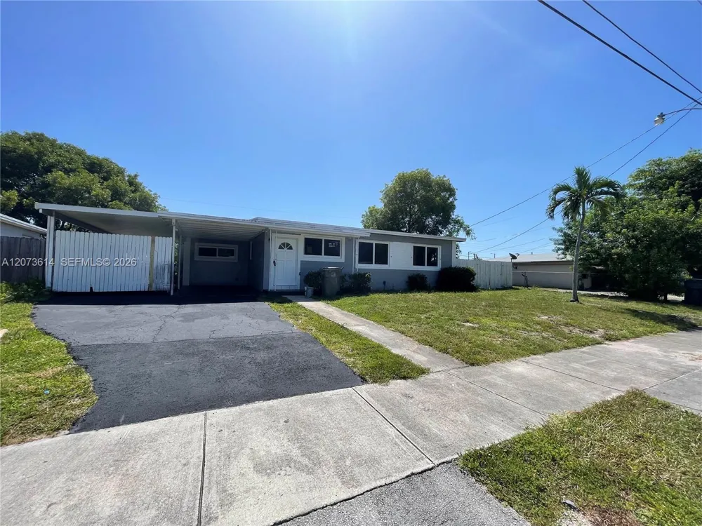 3731 SW 32nd Ave West Park, FL 33023