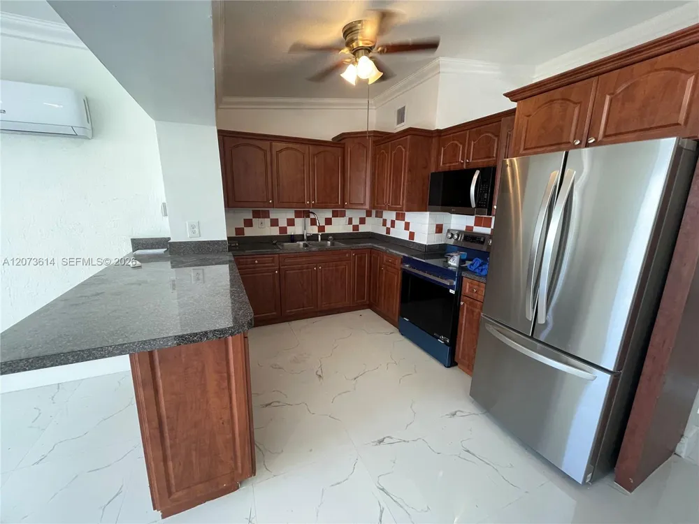 3731 SW 32nd Ave West Park, FL 33023