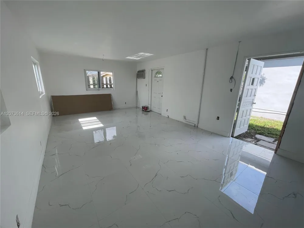3731 SW 32nd Ave West Park, FL 33023