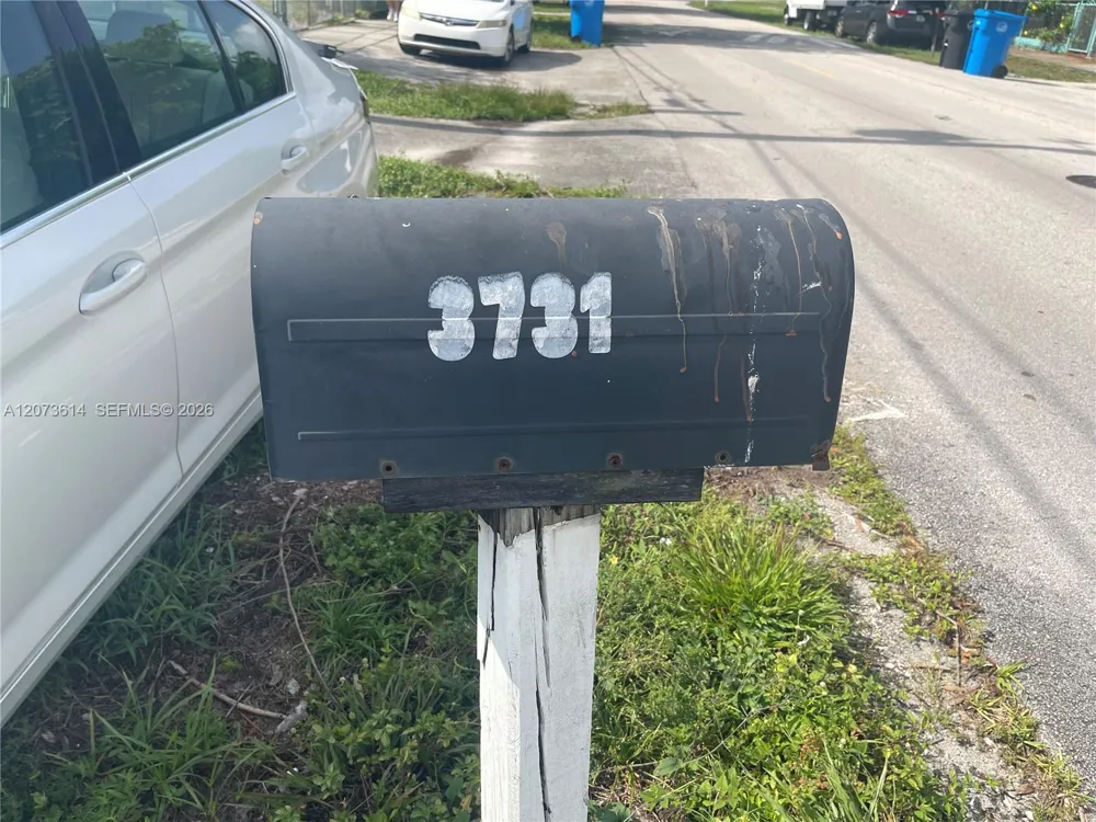 3731 SW 32nd Ave West Park, FL 33023