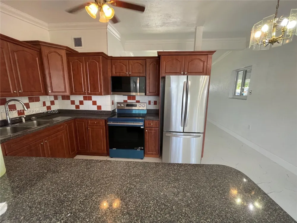 3731 SW 32nd Ave West Park, FL 33023