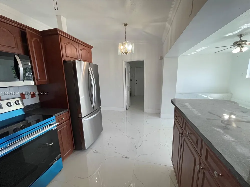 3731 SW 32nd Ave West Park, FL 33023