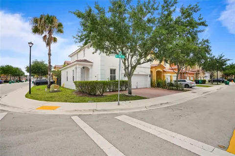 8741 NW 110th Ave