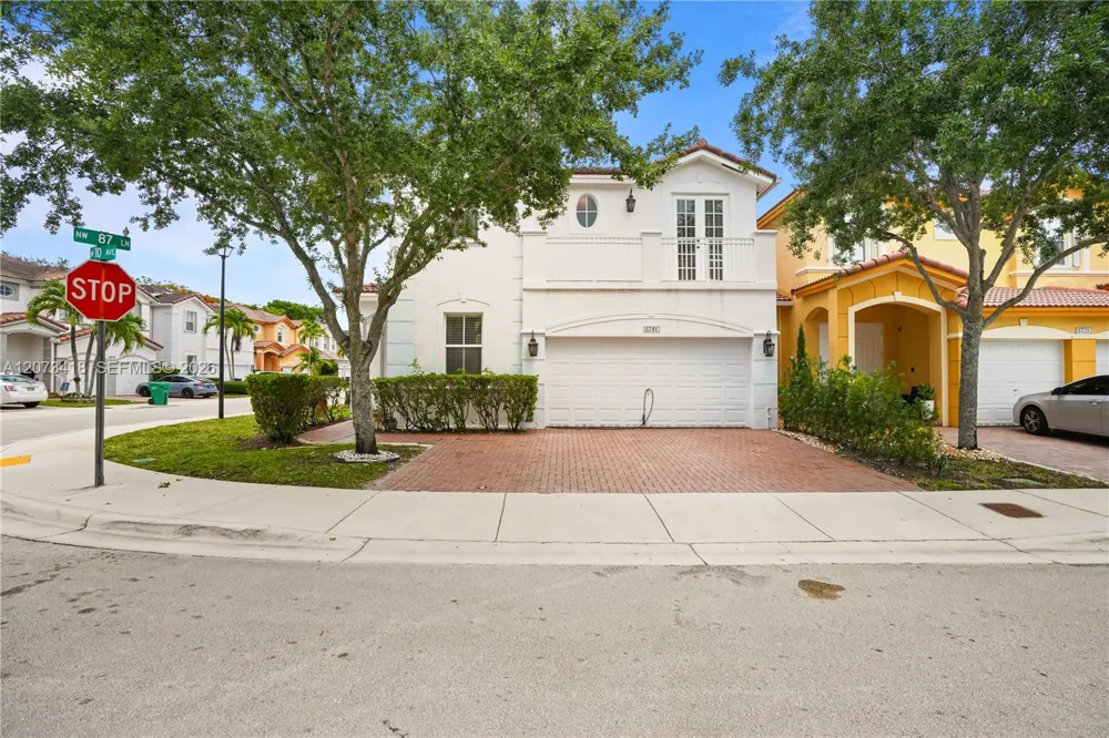 8741 NW 110th Ave Doral, FL 33178