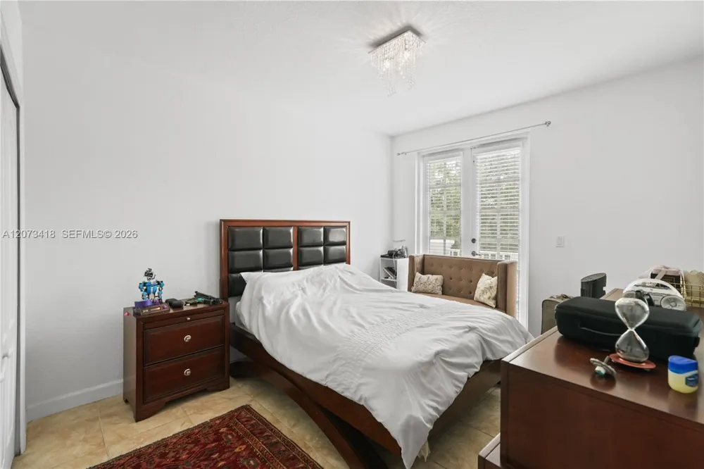 8741 NW 110th Ave Doral, FL 33178