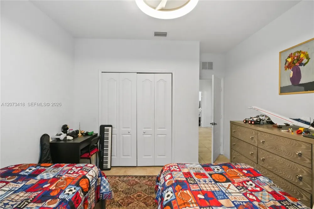8741 NW 110th Ave Doral, FL 33178