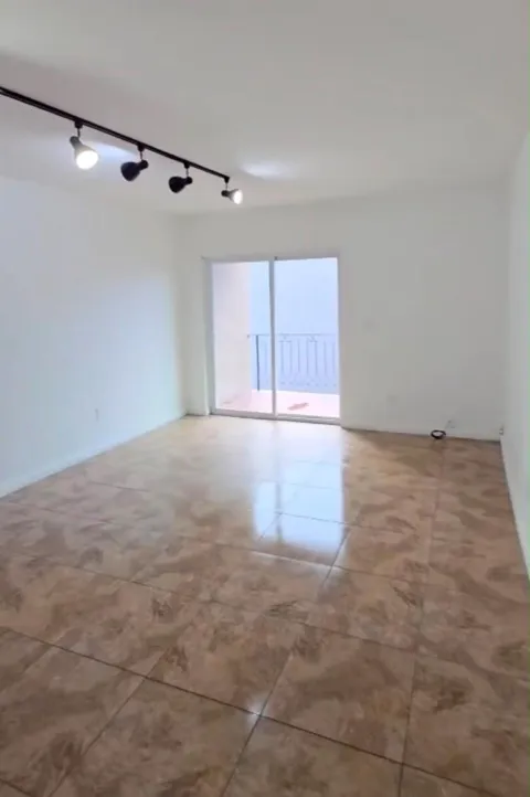 3640 NW 9TH STREET #306