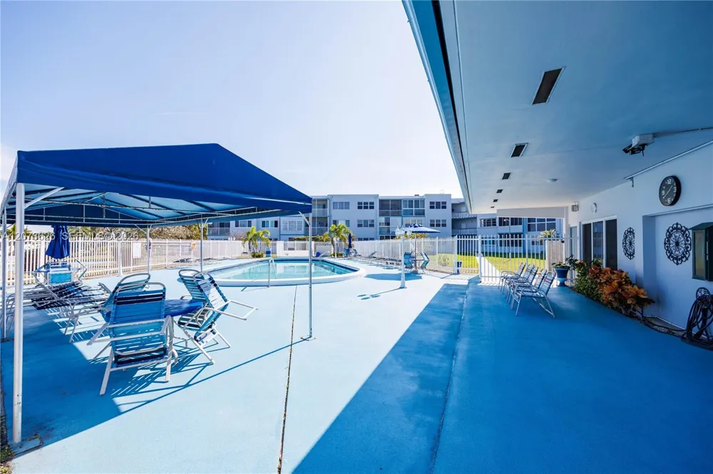 2300 Park Ln #203 Hollywood, FL 33021