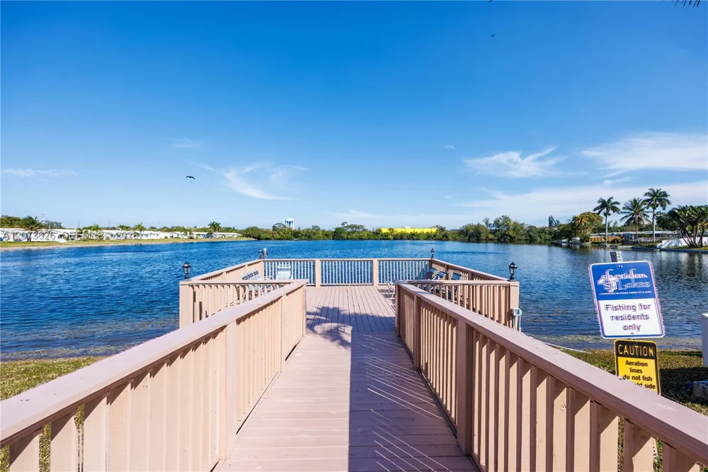 2300 Park Ln #203 Hollywood, FL 33021