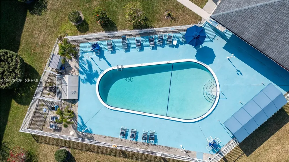 2300 Park Ln #203 Hollywood, FL 33021