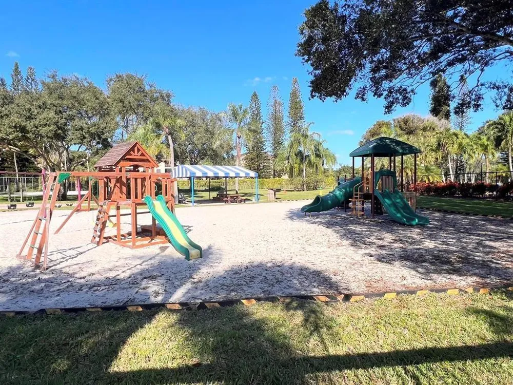 3721 Cocoplum Circle Coconut Creek, FL 33063