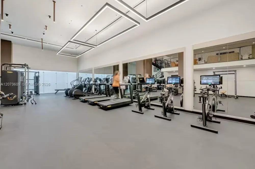 225 Miami Ave #1407 Miami, FL 33128