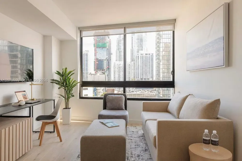 225 Miami Ave #1407 Miami, FL 33128