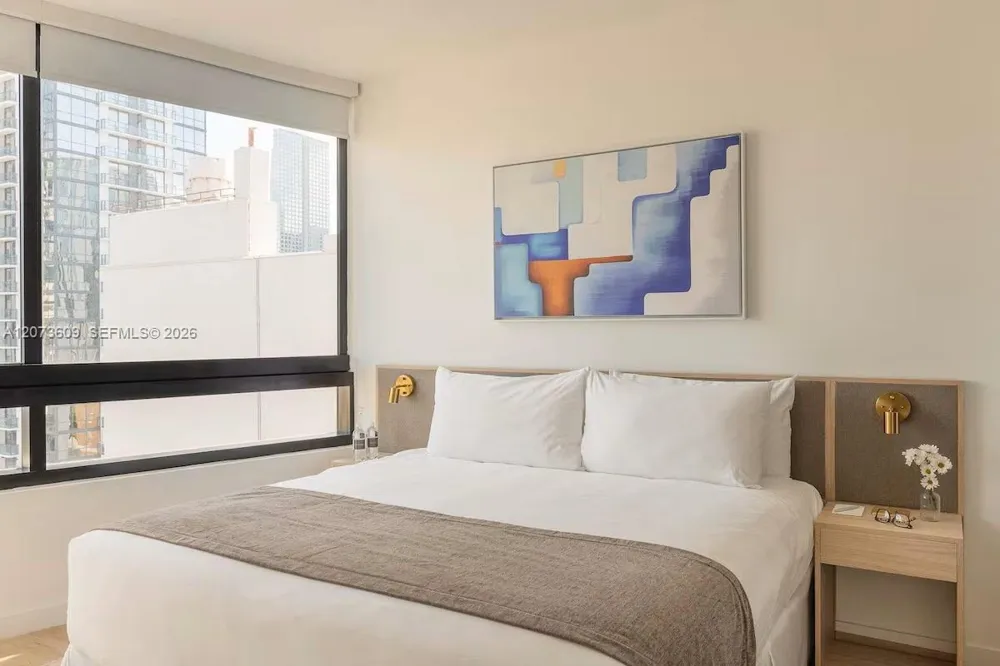 225 Miami Ave #1407 Miami, FL 33128