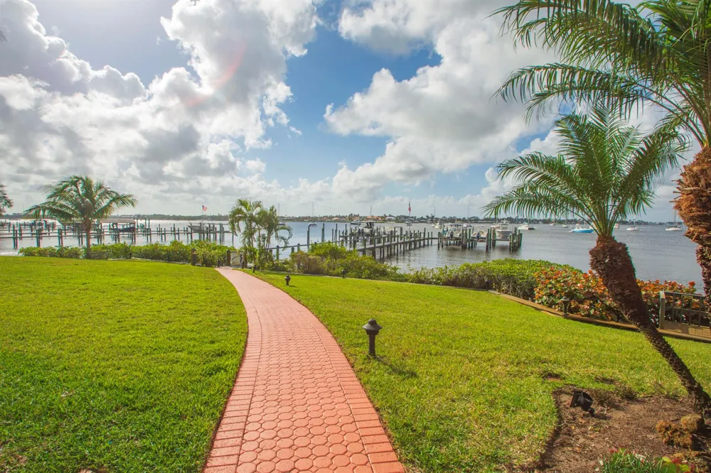 624 SW St. Lucie Crescent #206 Stuart, FL 34994