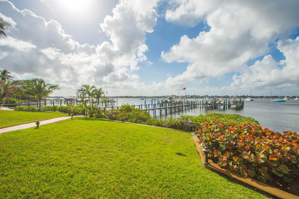 624 SW St. Lucie Crescent #206 Stuart, FL 34994