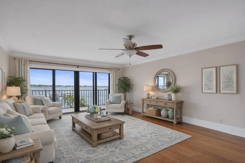 624 SW St. Lucie Crescent #206 Stuart, FL 34994