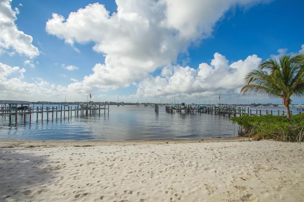 624 SW St. Lucie Crescent #206 Stuart, FL 34994