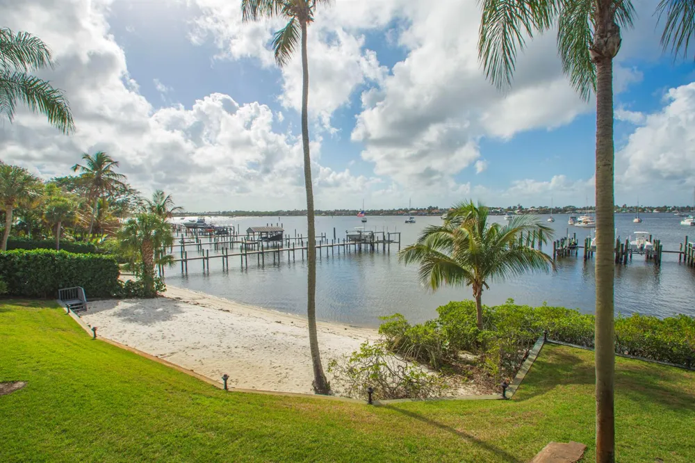 624 SW St. Lucie Crescent #206 Stuart, FL 34994
