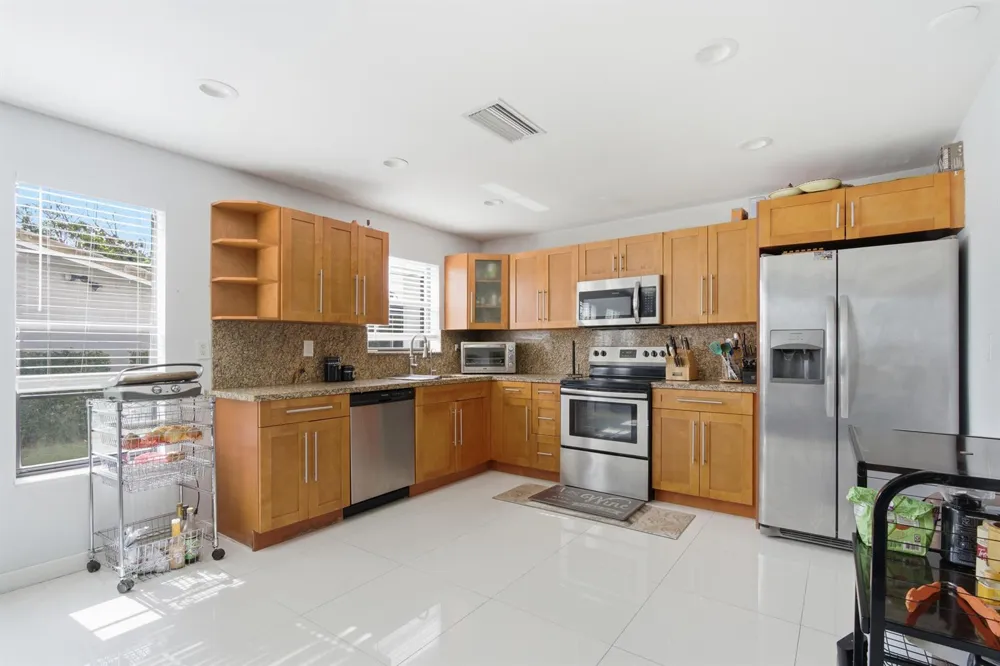 8302 NW 15TH COURT Coral Springs, FL 33071