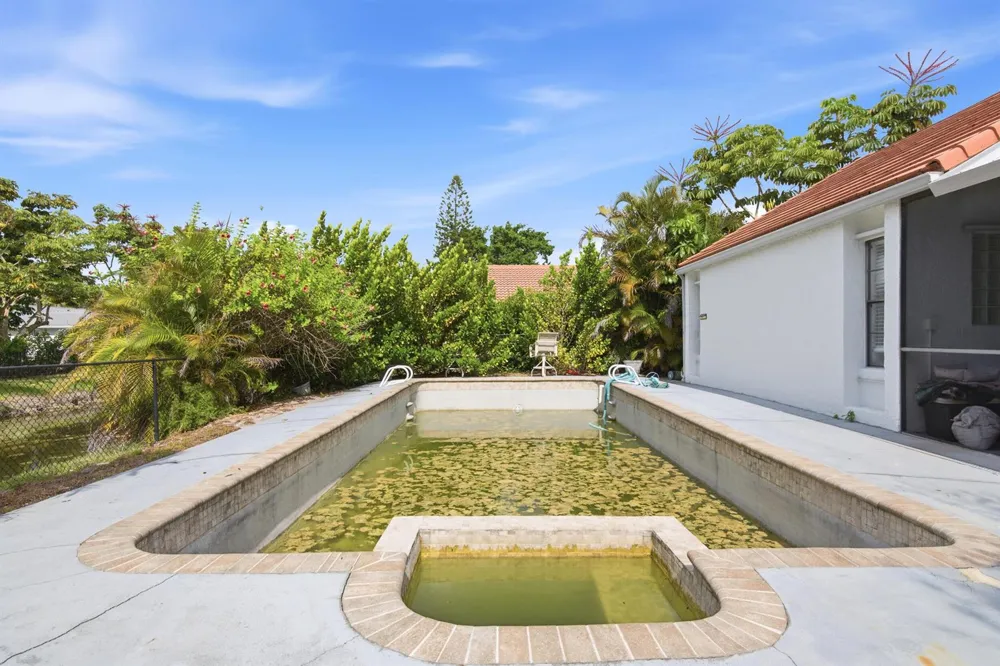 8302 NW 15TH COURT Coral Springs, FL 33071