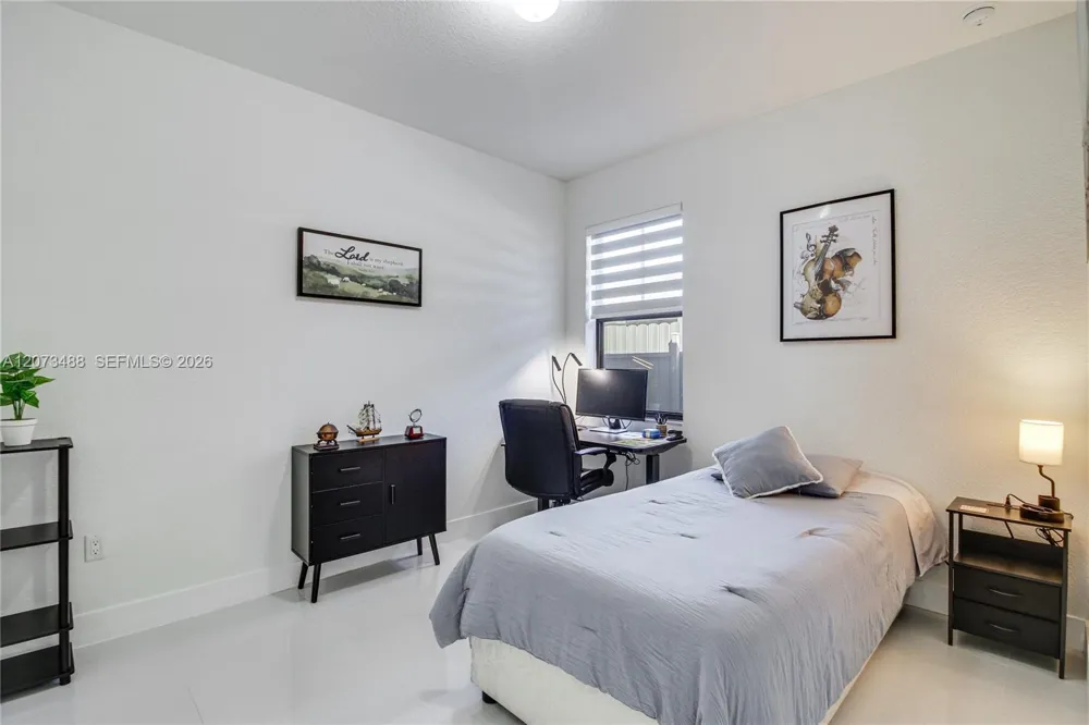 3751 SW 97th Ave Miami, FL 33165