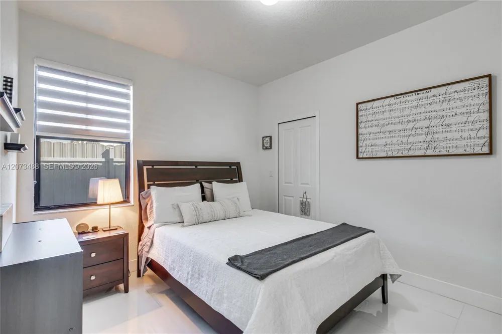 3751 SW 97th Ave Miami, FL 33165