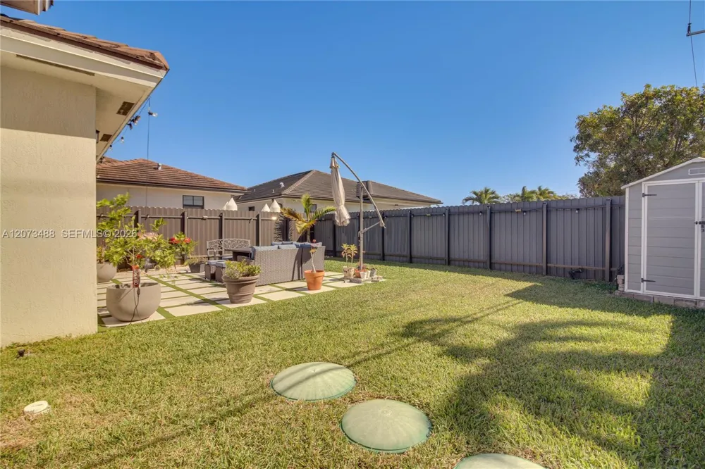 3751 SW 97th Ave Miami, FL 33165
