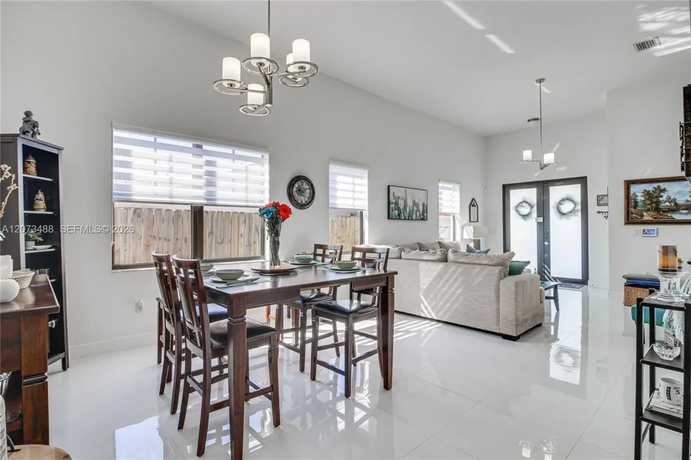 3751 SW 97th Ave Miami, FL 33165