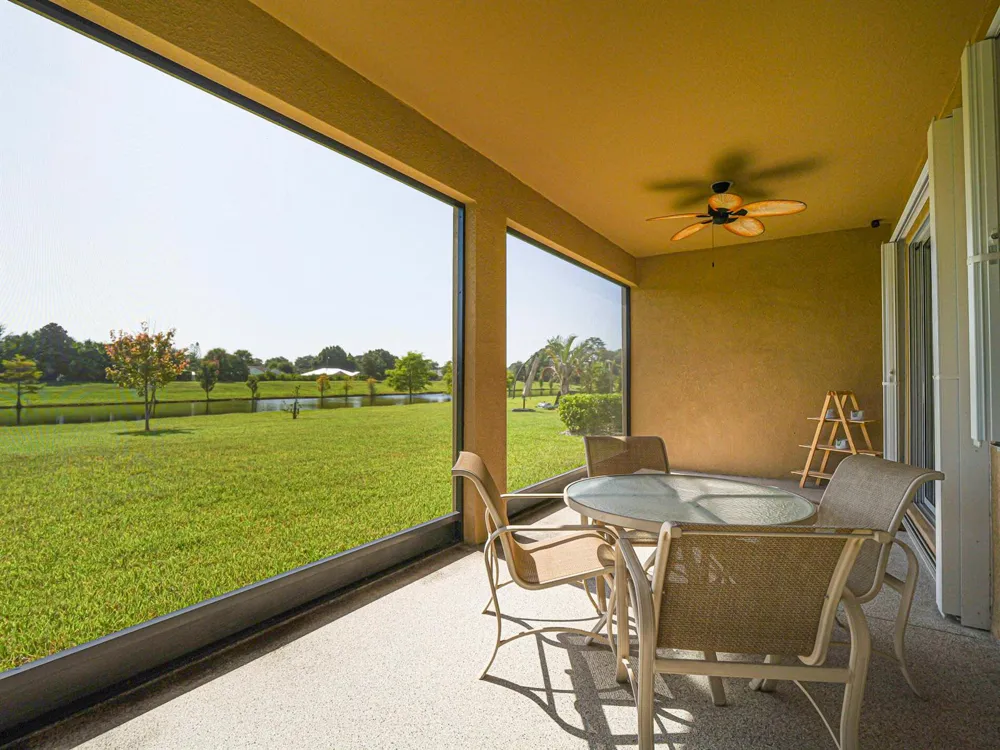 2155 CROWNED EAGLE CIRCLE SW Vero Beach, FL 32962