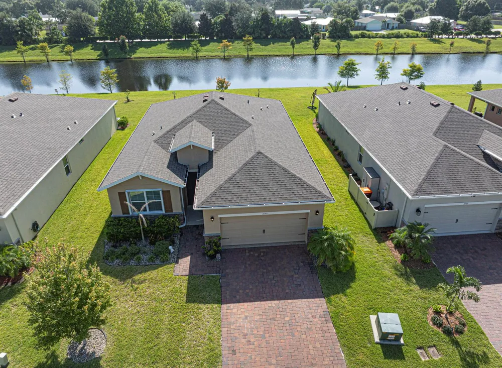 2155 CROWNED EAGLE CIRCLE SW Vero Beach, FL 32962