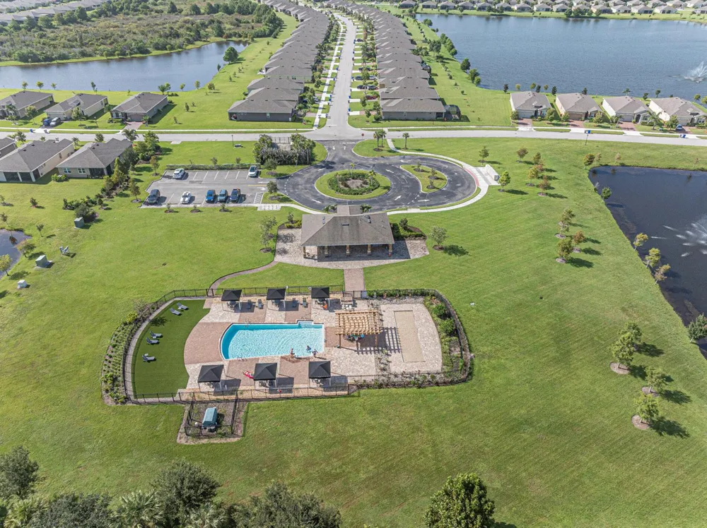 2155 CROWNED EAGLE CIRCLE SW Vero Beach, FL 32962