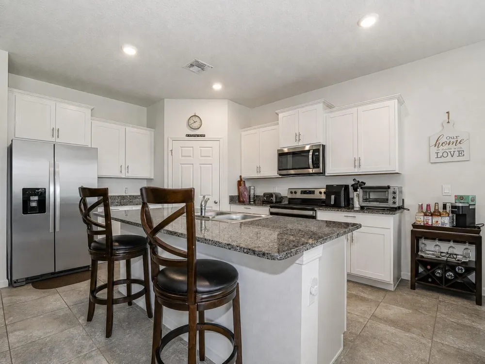 2155 CROWNED EAGLE CIRCLE SW Vero Beach, FL 32962