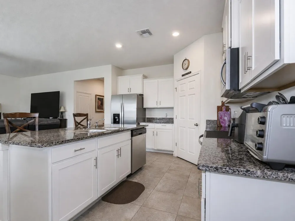 2155 CROWNED EAGLE CIRCLE SW Vero Beach, FL 32962