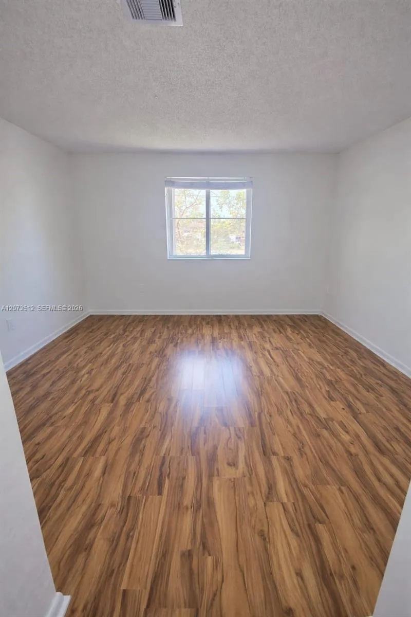 15761 SW 137 ave #202 Miami, FL 33177