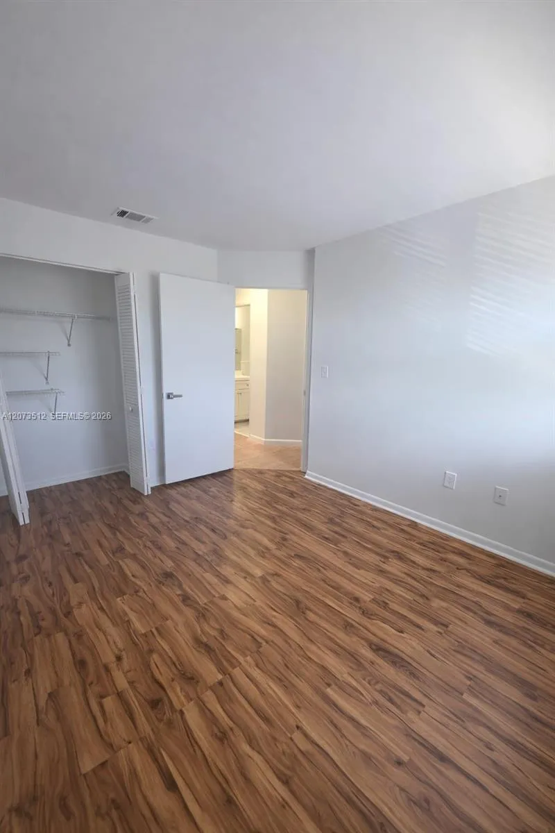 15761 SW 137 ave #202 Miami, FL 33177