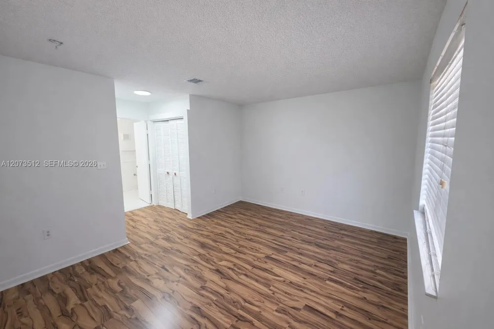15761 SW 137 ave #202 Miami, FL 33177